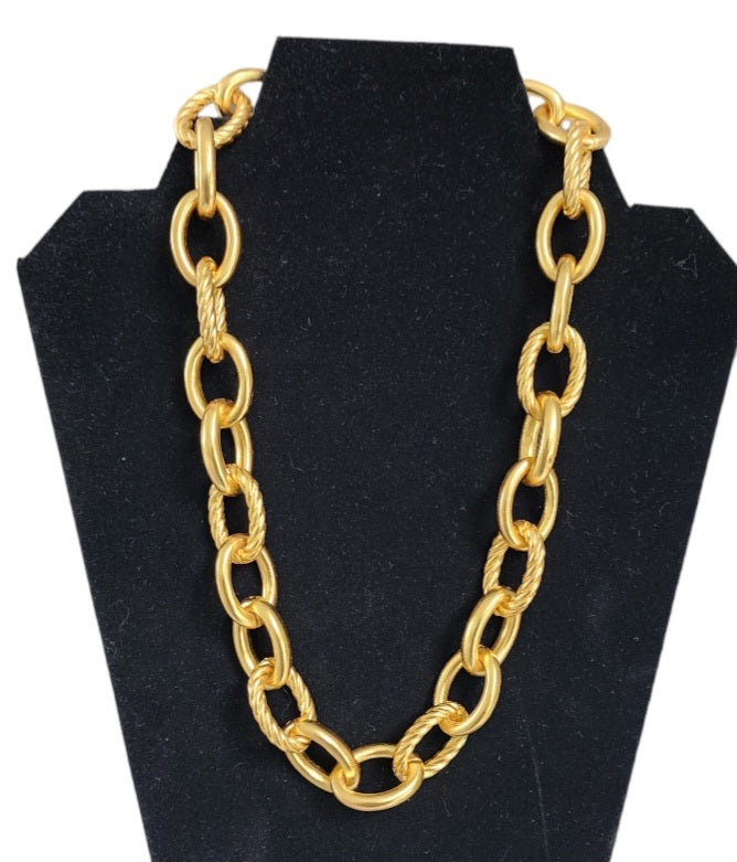Necklace Gold Links