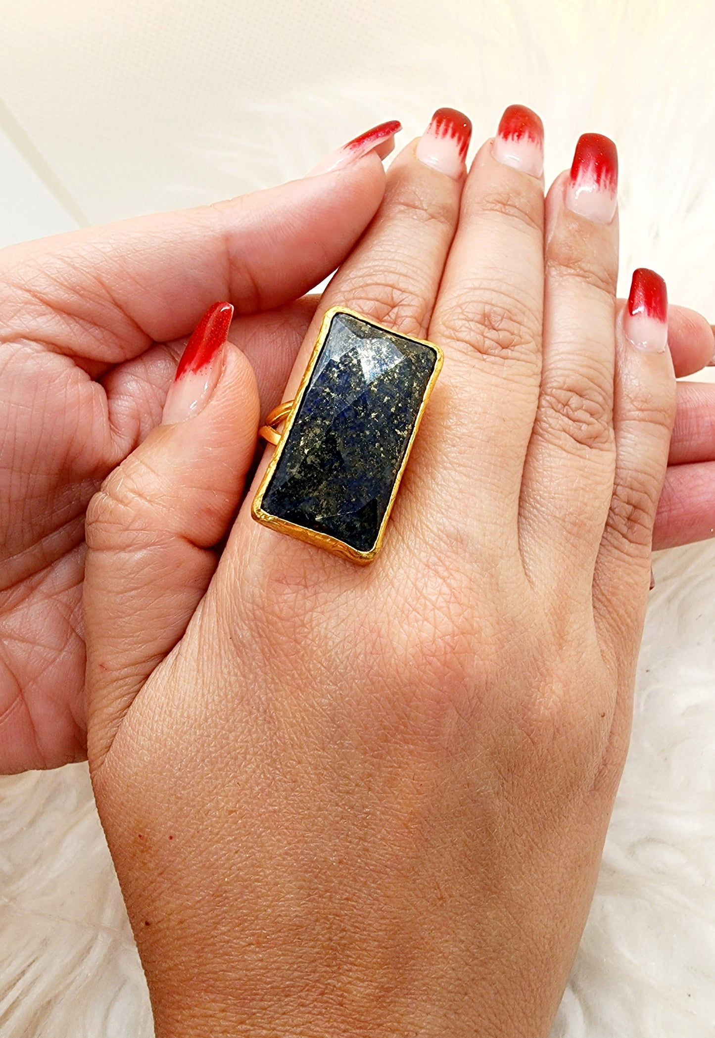 Ring Lapis Lazuli Rectangle on Gold